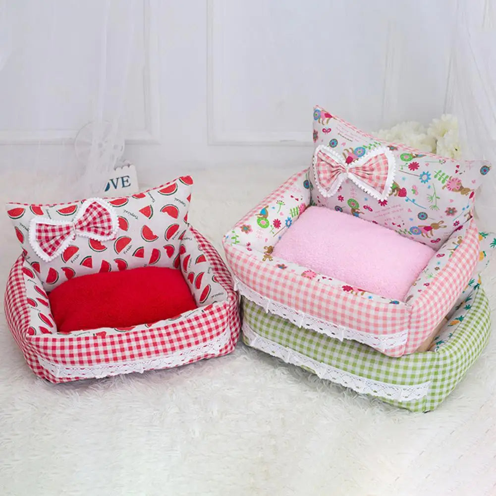 Attractive Non-Fading Puppy Warm Pet Bed