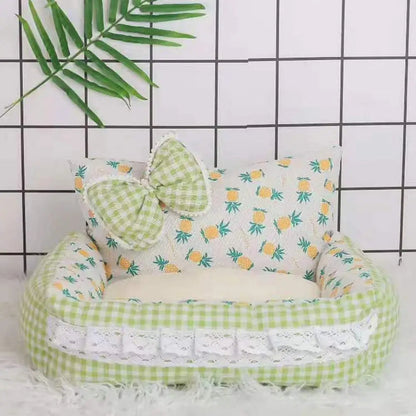 Attractive Non-Fading Puppy Warm Pet Bed